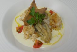 カキ・アンキモ・タチ3種のムニエル