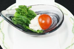 菜の花のお浸し　ﾂﾅｸﾘｰﾑﾃﾞｨｯﾌﾟ添え