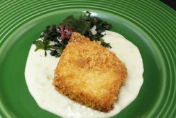 カジキ鮪のフライ　わさびクリームソース