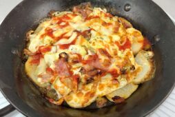 春キャベツと長イモのチーズ焼き