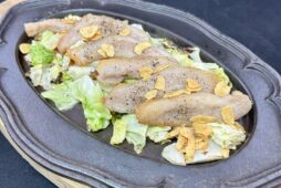 豚トロガーリック黒胡椒焼き