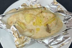 道産エリンギ・ポテトのホイル焼き　サーモンマヨネーズソース