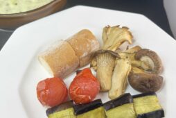 道産キノコとナスのバジルチーズフォンデュ
