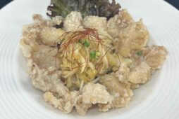 パリパリ鶏皮と木ノ子のわさびポン酢